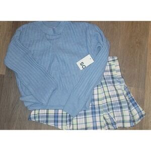 Juniors skirt outfit sweater and skirt xs and size 1‎ nwt